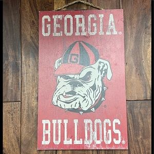 21”x12” Wooden UGA Collegiate Wall Hanging